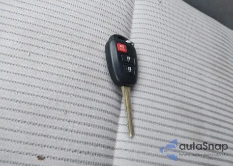 2015 Toyota Rav4 Le из США, поврежденный, VIN JTMZFREV2FD076125